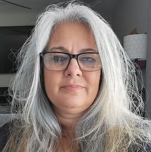 Meet your Posher, Teri